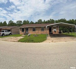 Building Photo - 807 9th St