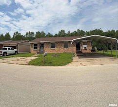 Building Photo - 807 9th St