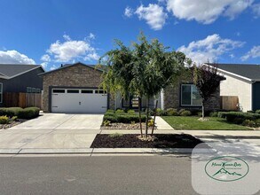 Building Photo - 2320 Aviles Dr