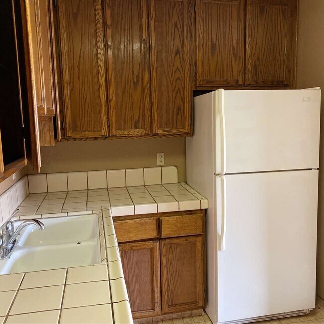 Foto del edificio - 1981 Park Ave