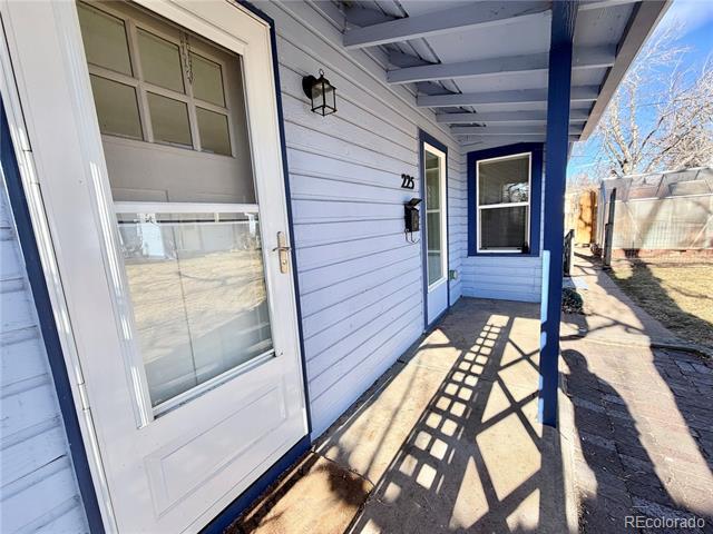 Building Photo - 225 W Nassau Ave