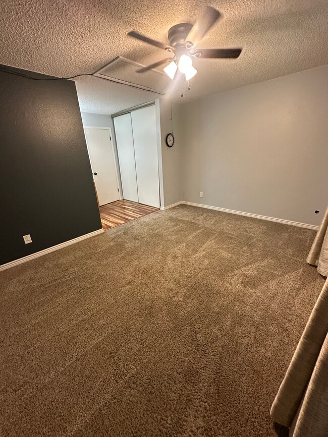 Building Photo - 1332 S Idalia St