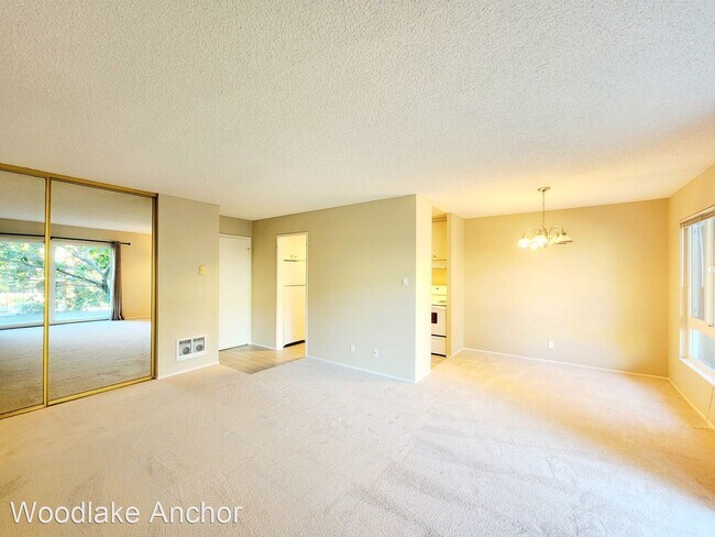 Foto del edificio - 2 br, 1 bath House - 835 N. Humboldt St.  ...