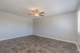 A1 - 1BR, 1BA - 550SF - Living Room - Mariposa Flats