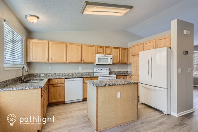 Building Photo - 10307 Woodrose Lane