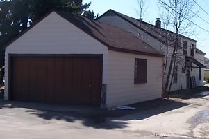 Building Photo - 1901 Hazel Ave