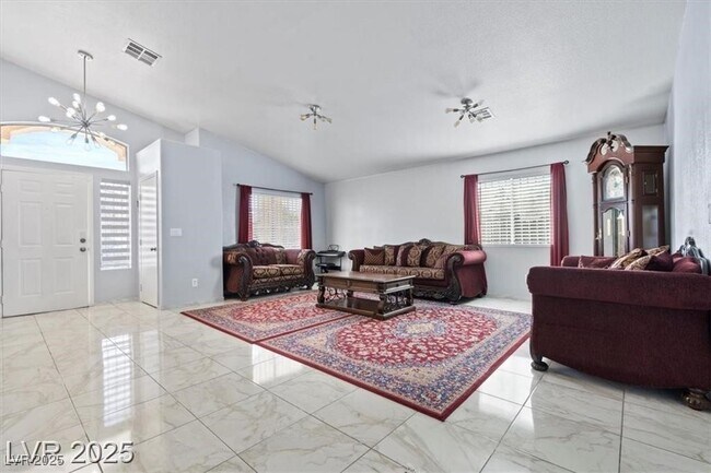 Foto del edificio - 2419 Country Orchard St