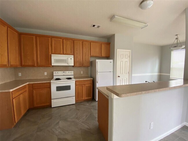 Building Photo - 1815 Arbor Glen