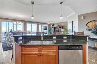 Building Photo - 22604 Island Pines Way