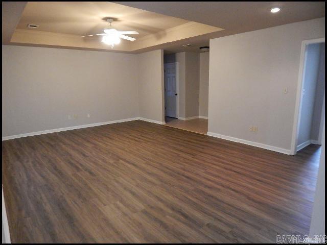 Building Photo - 521 Wisteria Dr