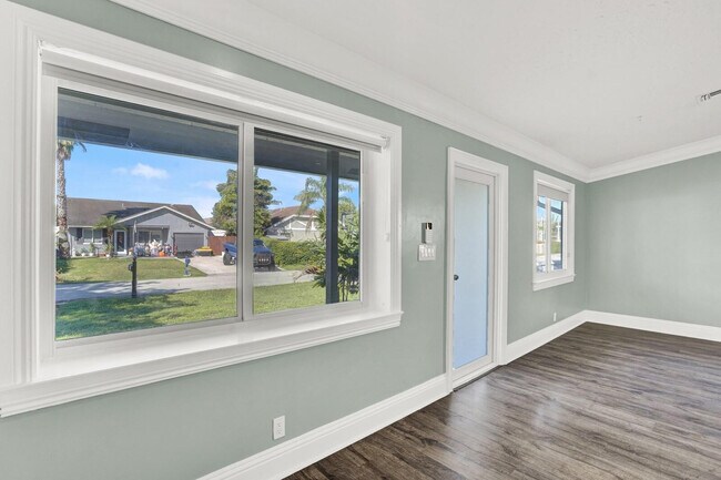 Foto del edificio - 10548 Boca Entrada Blvd