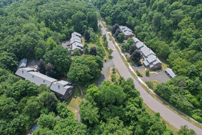 Building Photo - 171 Sams Rd
