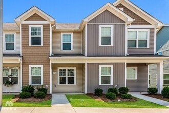 Building Photo - 250 Yorktown Ln