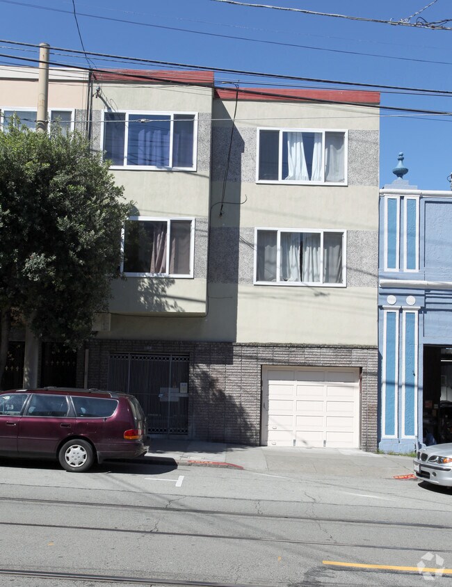 Primary Photo - 1353 9th Ave