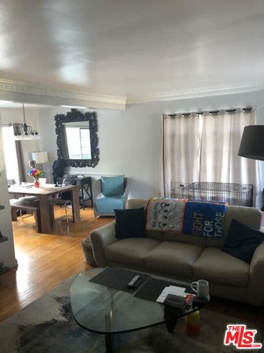 Foto del edificio - 127 N Clark Dr