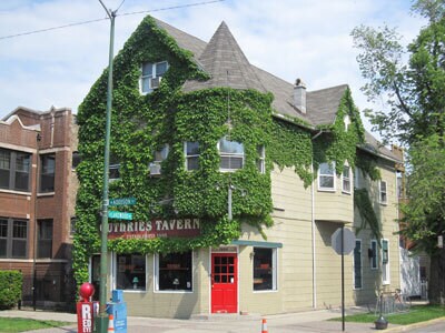Foto del edificio - 1300 W Addison St