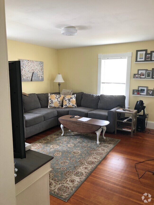 23 Jessica Dr, Nashua, NH 03060 Condo for Rent in Nashua, NH