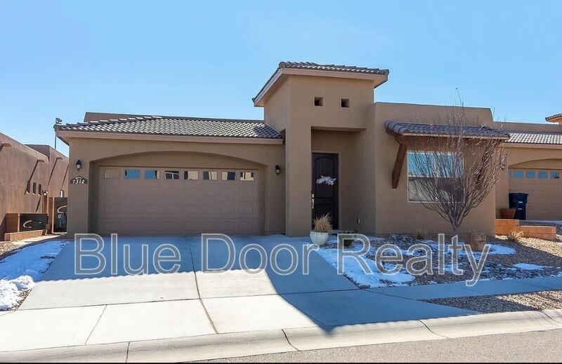 Primary Photo - 7312 Valle Cantero Ln NW