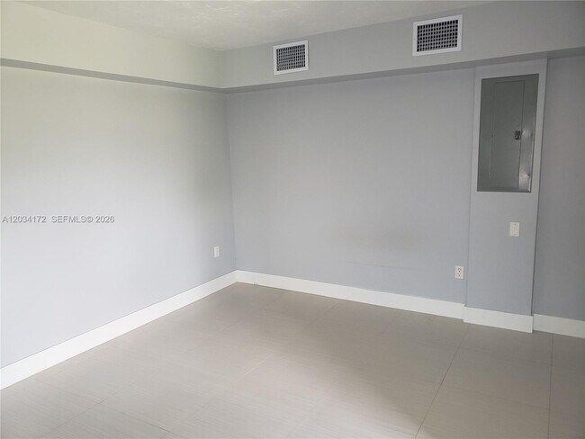 Foto del edificio - 15250 SW 154th Ave