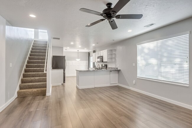 Building Photo - 362 S 1230 W