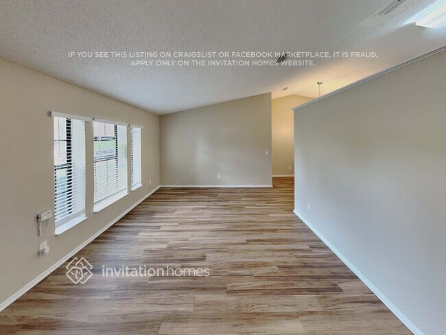 Foto del edificio - 2206 Fairmont Cir
