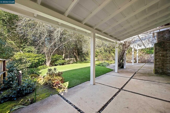 Building Photo - 553 Miner Rd