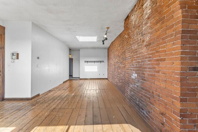 Foto del edificio - 660 Tremont St