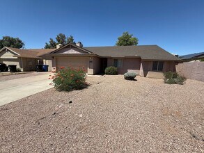 Building Photo - 15448 N 63rd St