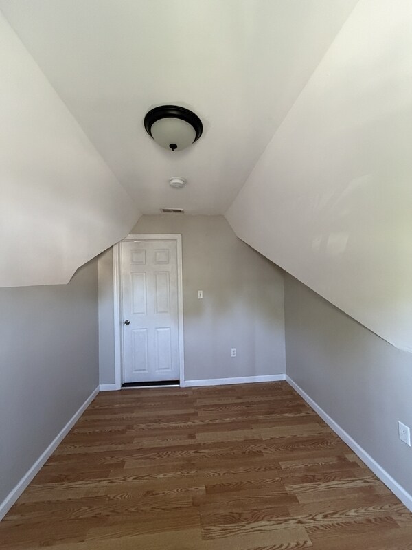 Foto del edificio - 49 Haledon Ave