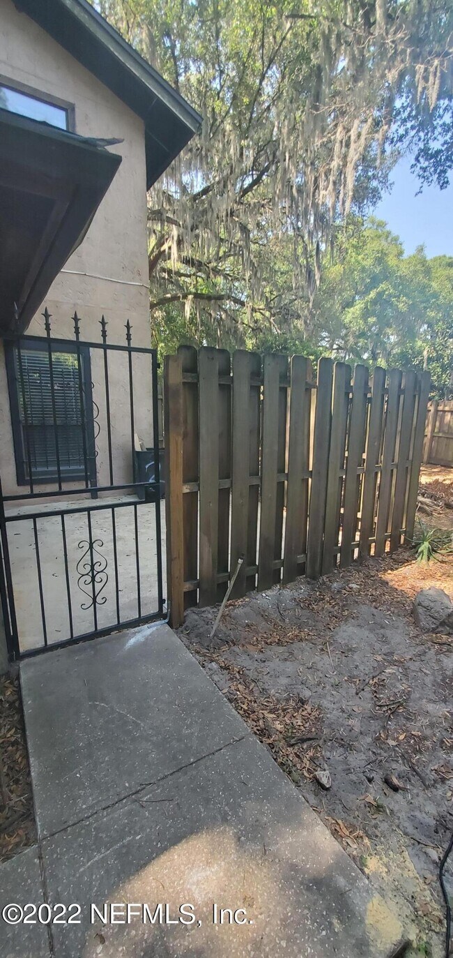 2140 Schumacher Ave, Jacksonville, FL 32207 House Rental in