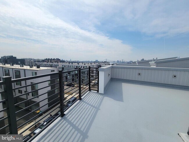 Foto del edificio - 2150 Northbank Pl