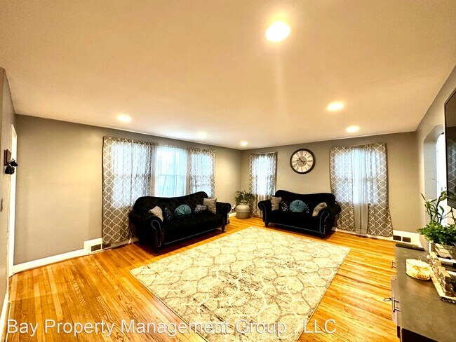 Foto del edificio - 3 br, 2 bath House - 1809 Deveron Rd