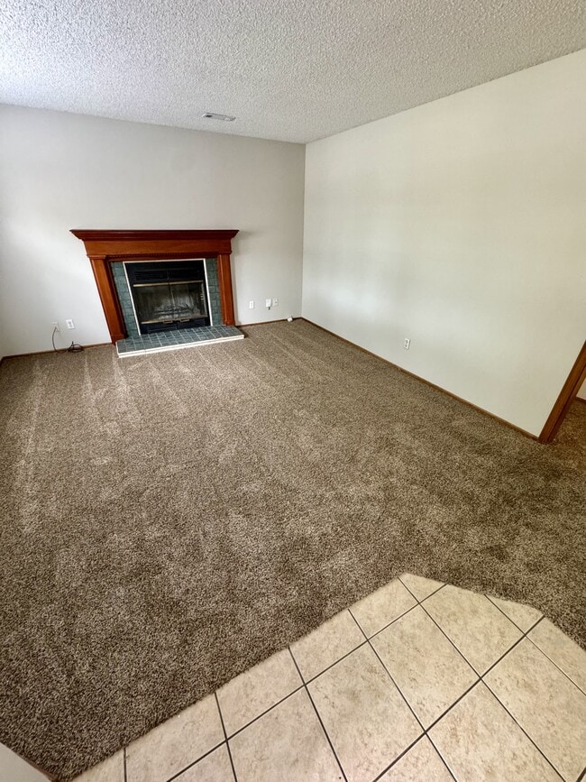Building Photo - 3806 Pinnacle Cir