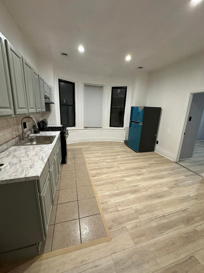 Foto del edificio - 3343 N 16th St