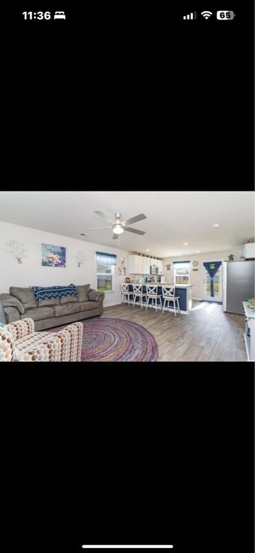 Foto del edificio - 231 Jeff Waters Cir