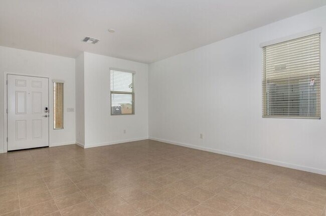 Foto del edificio - 445 W Chapawee Trail