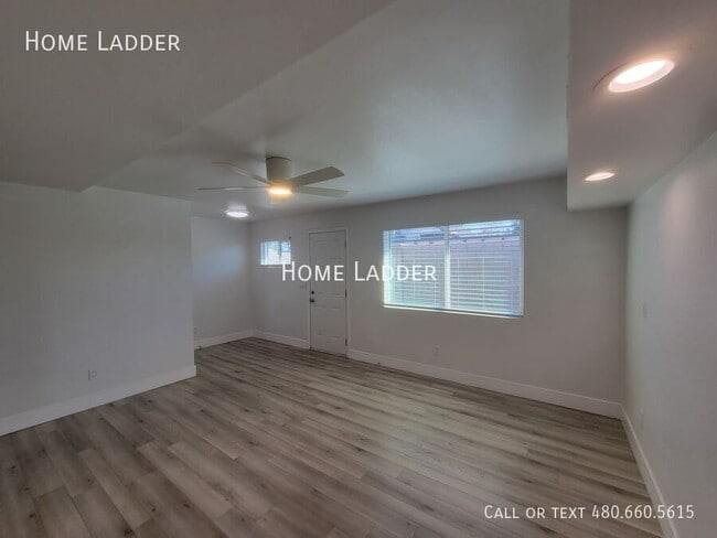 Building Photo - 2301 N 27th St