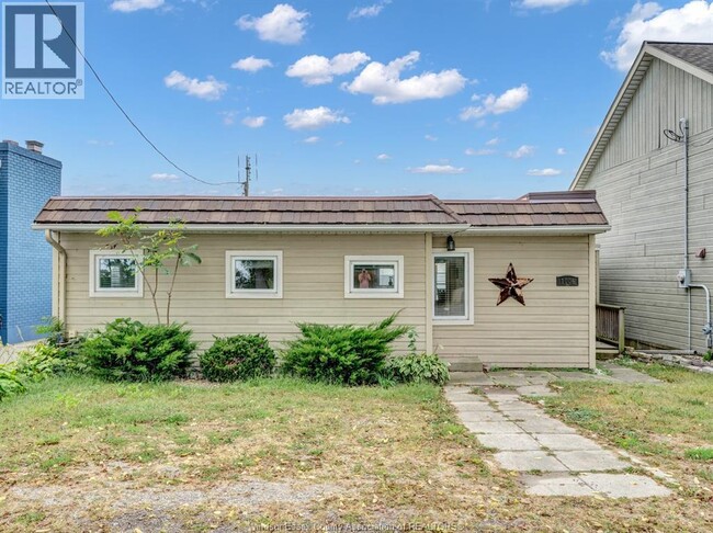 Building Photo - 1006 Point Pelee Dr