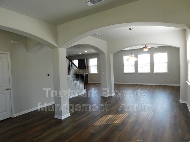 Building Photo - 9816 Eloquence Dr