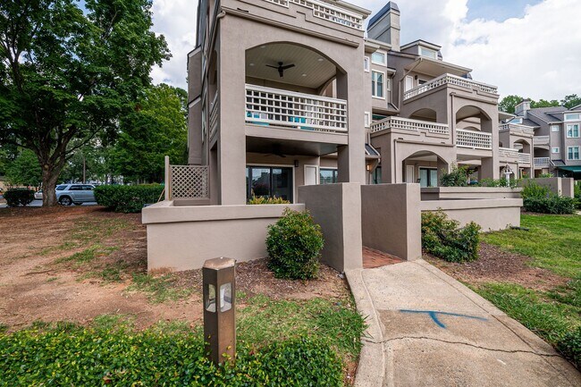 Building Photo - 646 Portside Dr