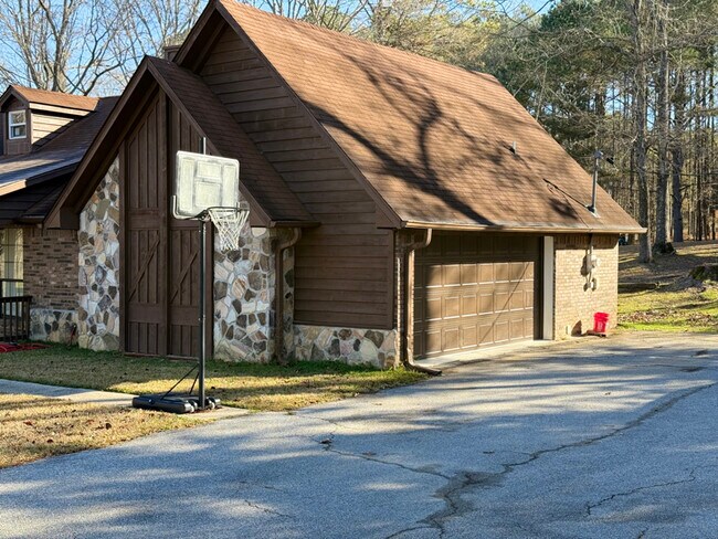 Foto del edificio - 9638 Lizelia Rd