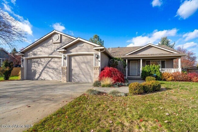 Building Photo - Coeur d' Alene Place!