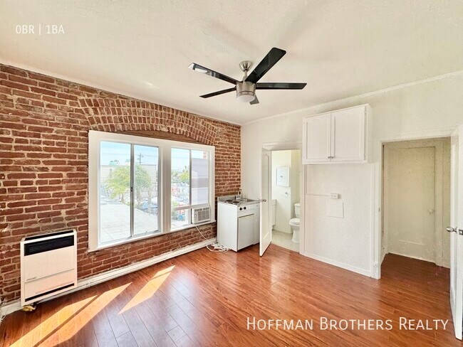 Building Photo - 1243 S Mariposa Ave, Los Angeles, CA 90006