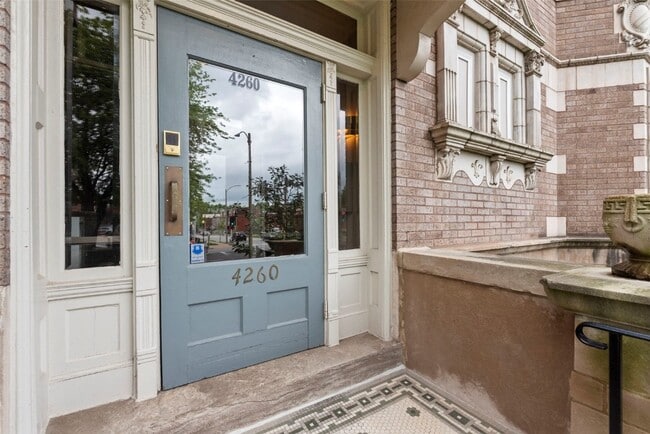 Building Photo - 4260 Lindell Blvd