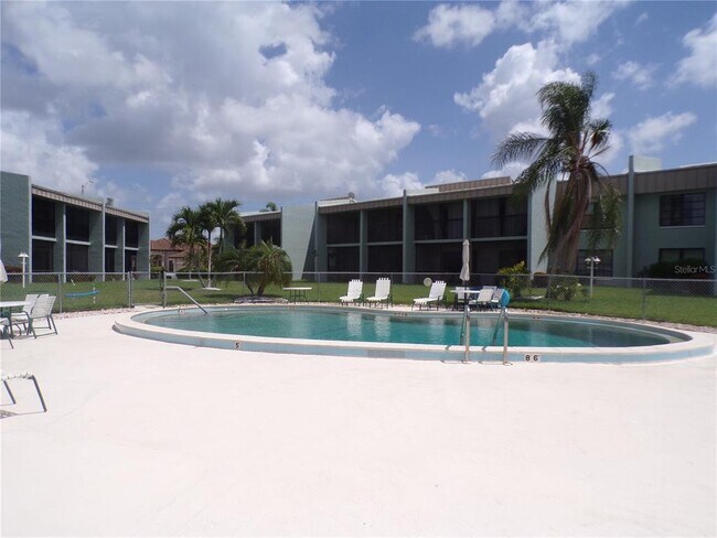 Building Photo - 1461 Aqui Esta Dr