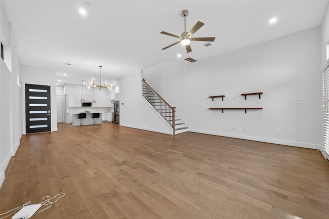 Foto del edificio - 4402 Schuler St