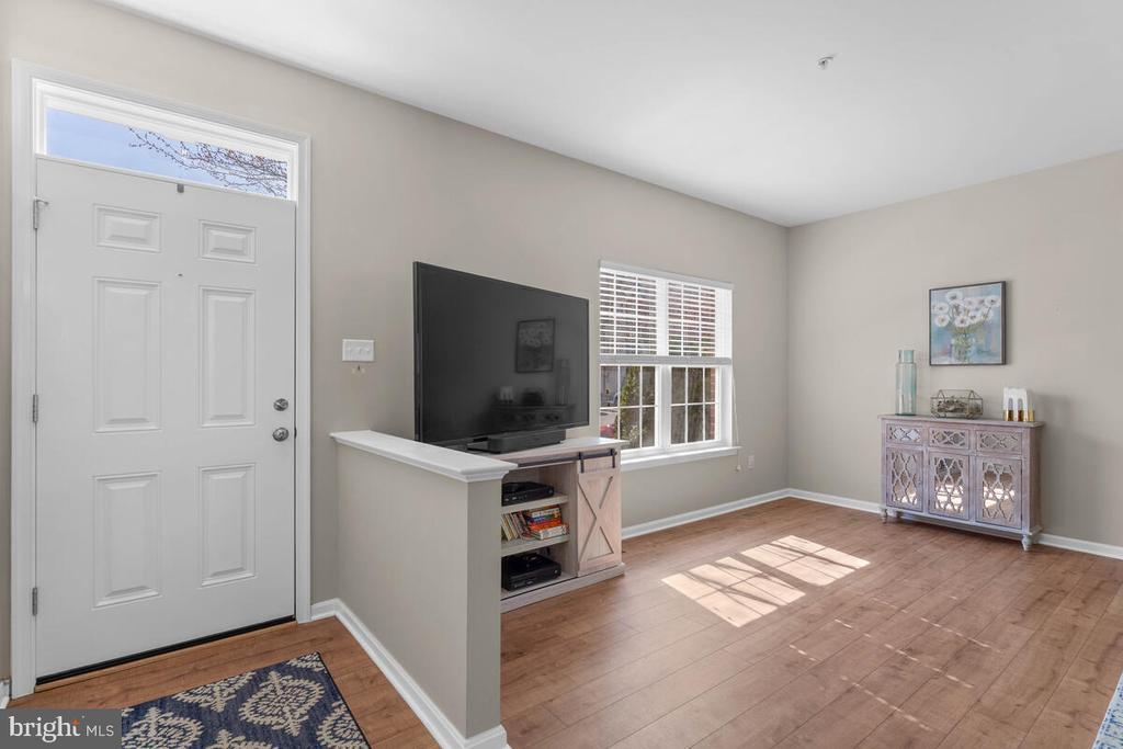 1511 Chessie Ct, Mount Airy, MD 21771 Townhome Rentals in Mount Airy