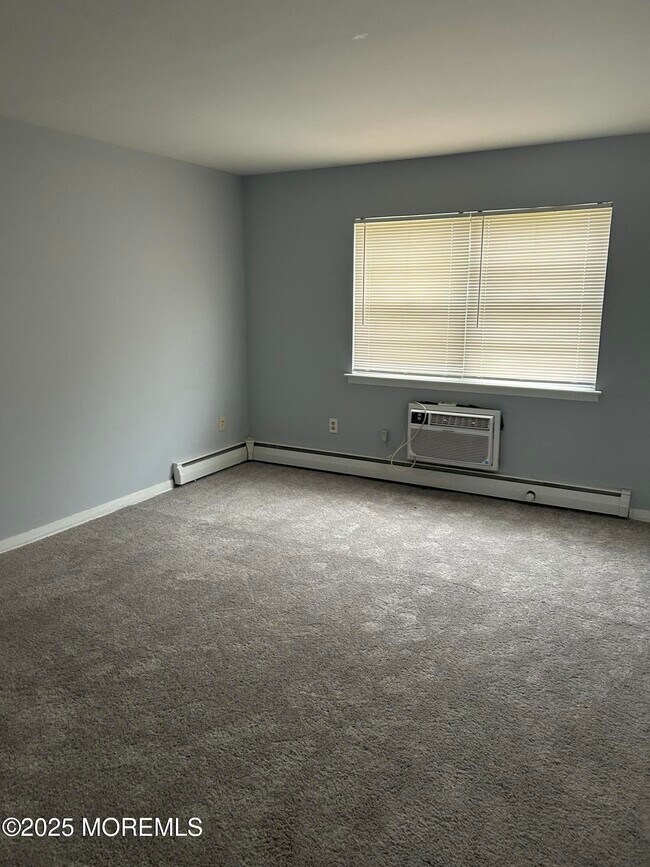 Foto del edificio - 258 Bath Ave