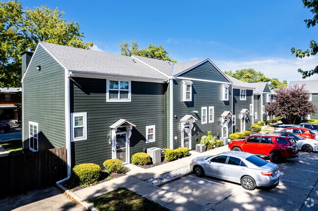 Foto del edificio - Roanoke Townhomes