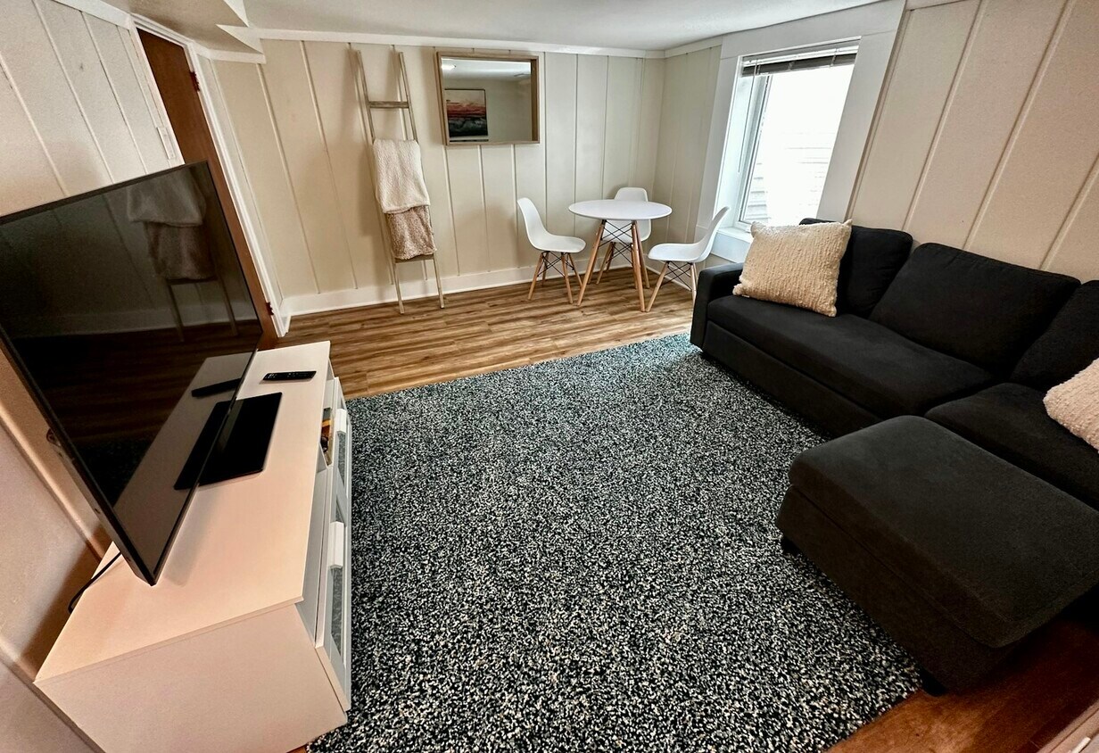 Foto principal - 802 W Pershing Blvd